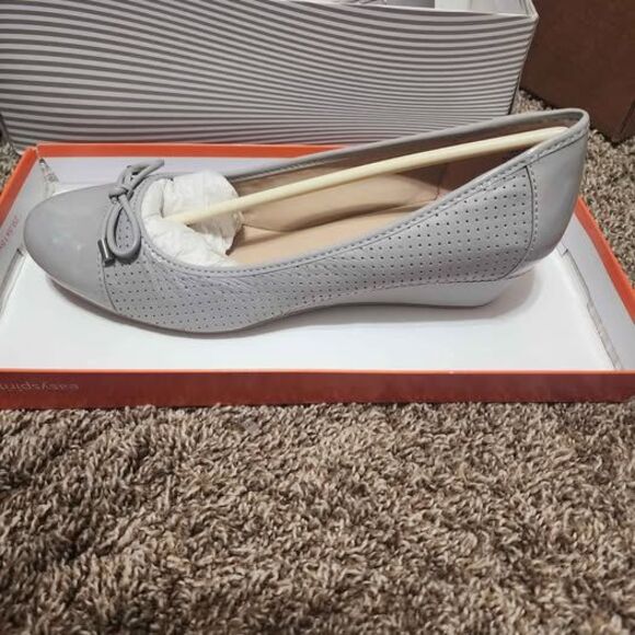 Easy Spirit Size 8 Flats NWT - Picture 3 of 7